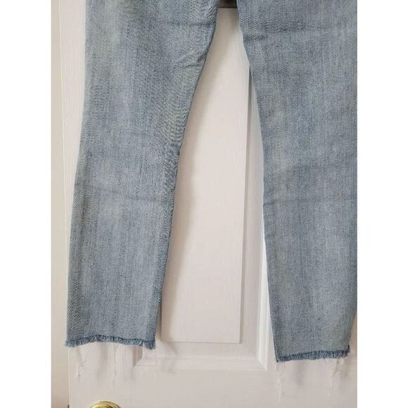 Mother High Waisted Looker Ankle Fray in Super Blast From The Past
25 - Picture 7 of 9